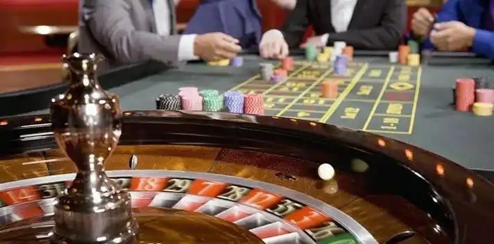 8k77777